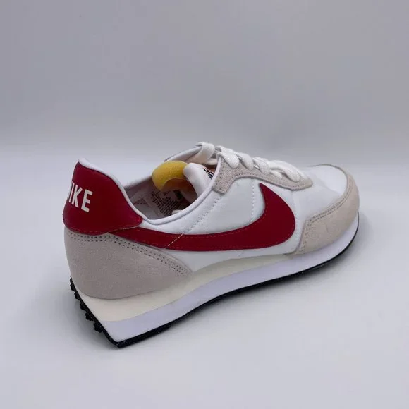 Nike Waffle Trainer 2 White / Gym Red - Black Womens Shoes - Picture 8 of 8
